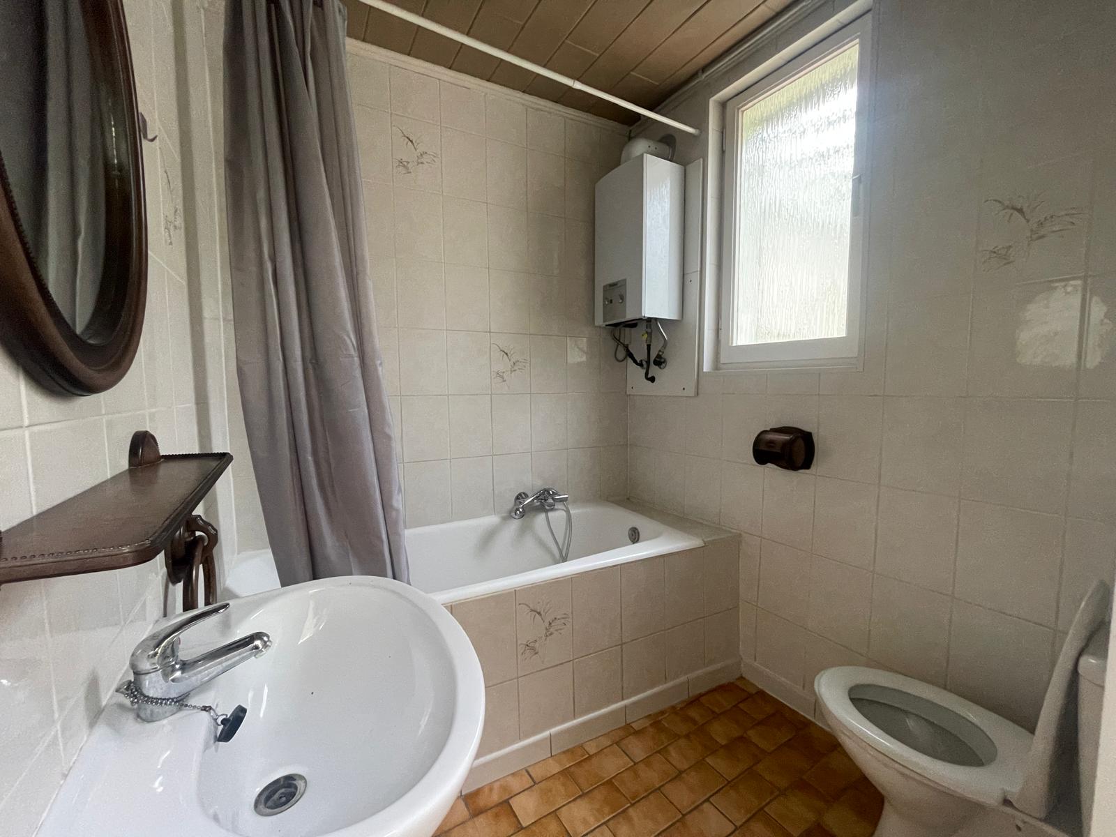 Menen - Woning met tuin en 2 slaapkamers - foto 5