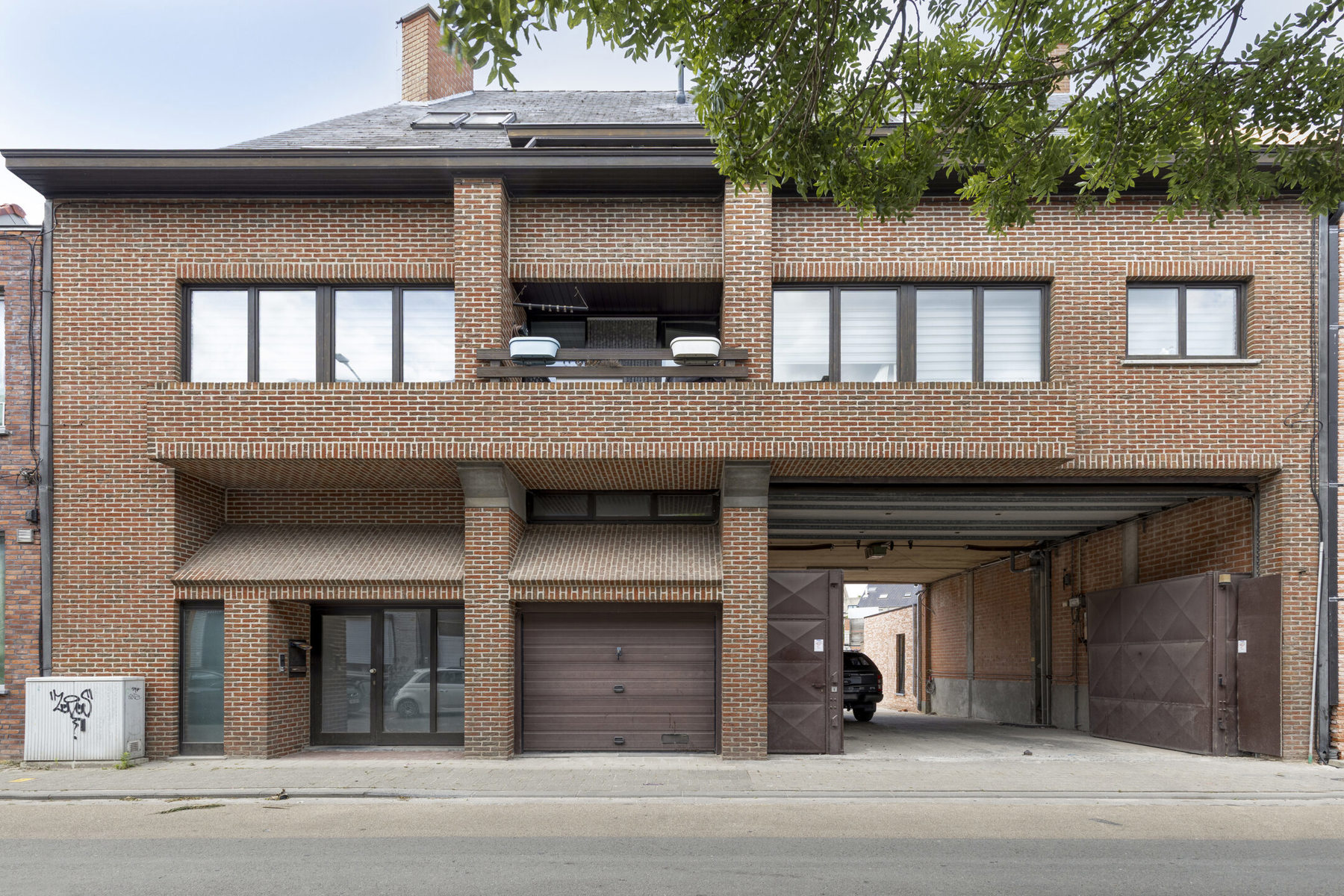 Apartment for sale in Kortrijk with 3 bedrooms - photo 2