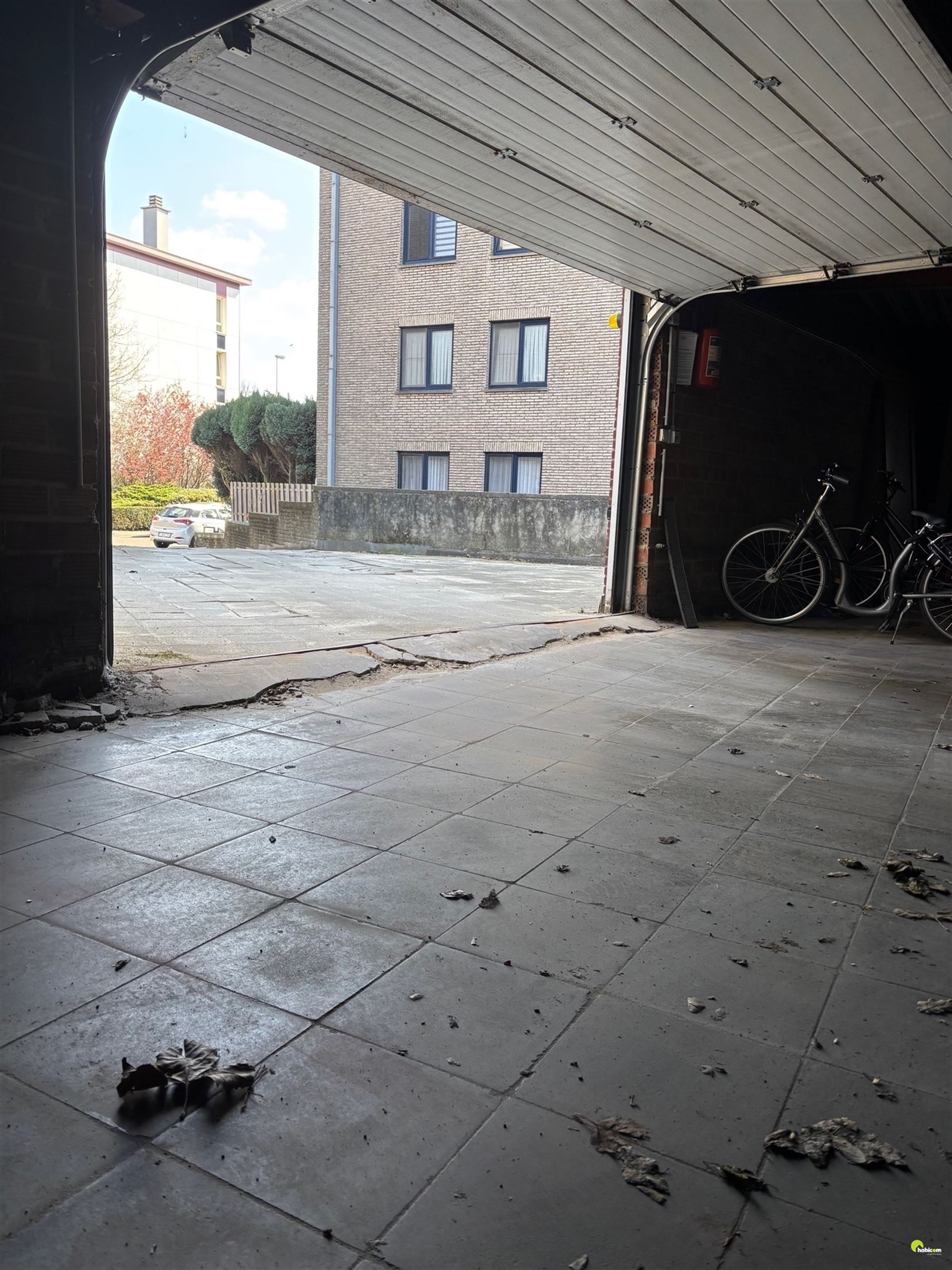 Garage for sale in Borgerhout - photo 3