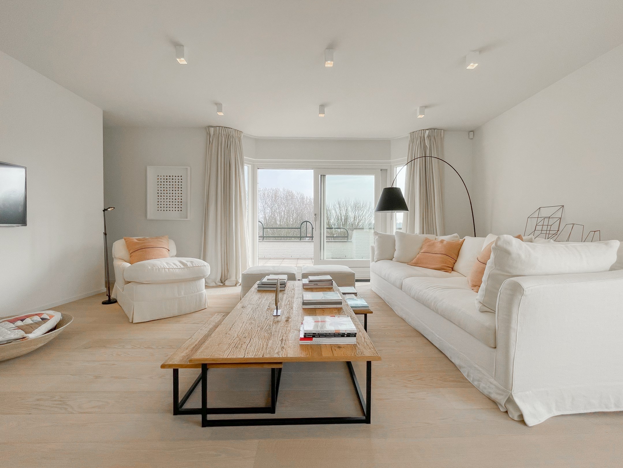 Subliem hoekappartement met ruime terrassen gelegen in het prestigieuze domein Tennis Garden. - foto 3