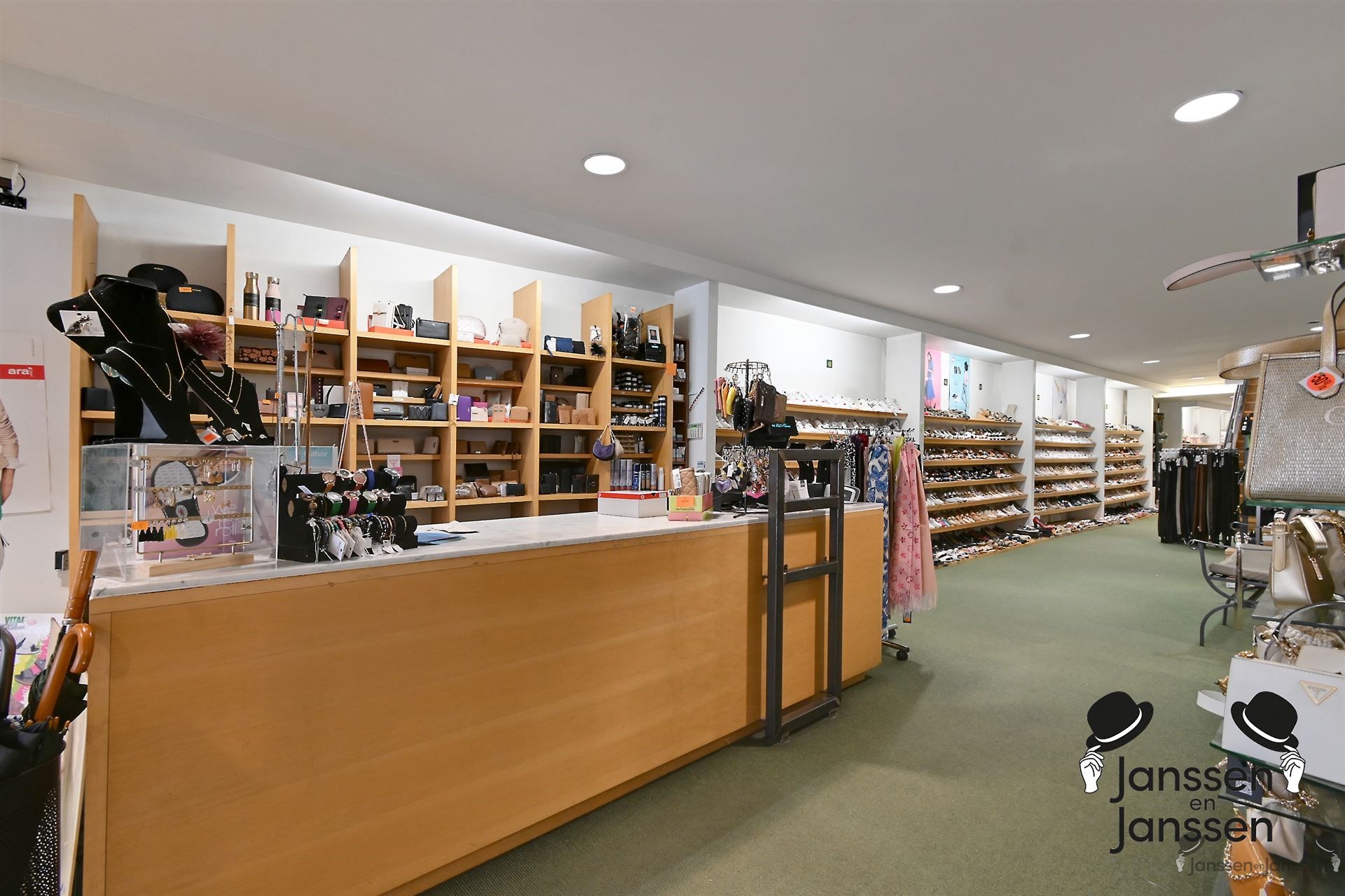 Polyvalente handelsruimte in centrum Hamme - foto 4