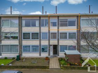 Spacieux appartement de 2 à 3 chambres avec EPC B favorable dans un immeuble calmeCet appartement de 2 à 3 chambres est situé au deuxième étage d'un...