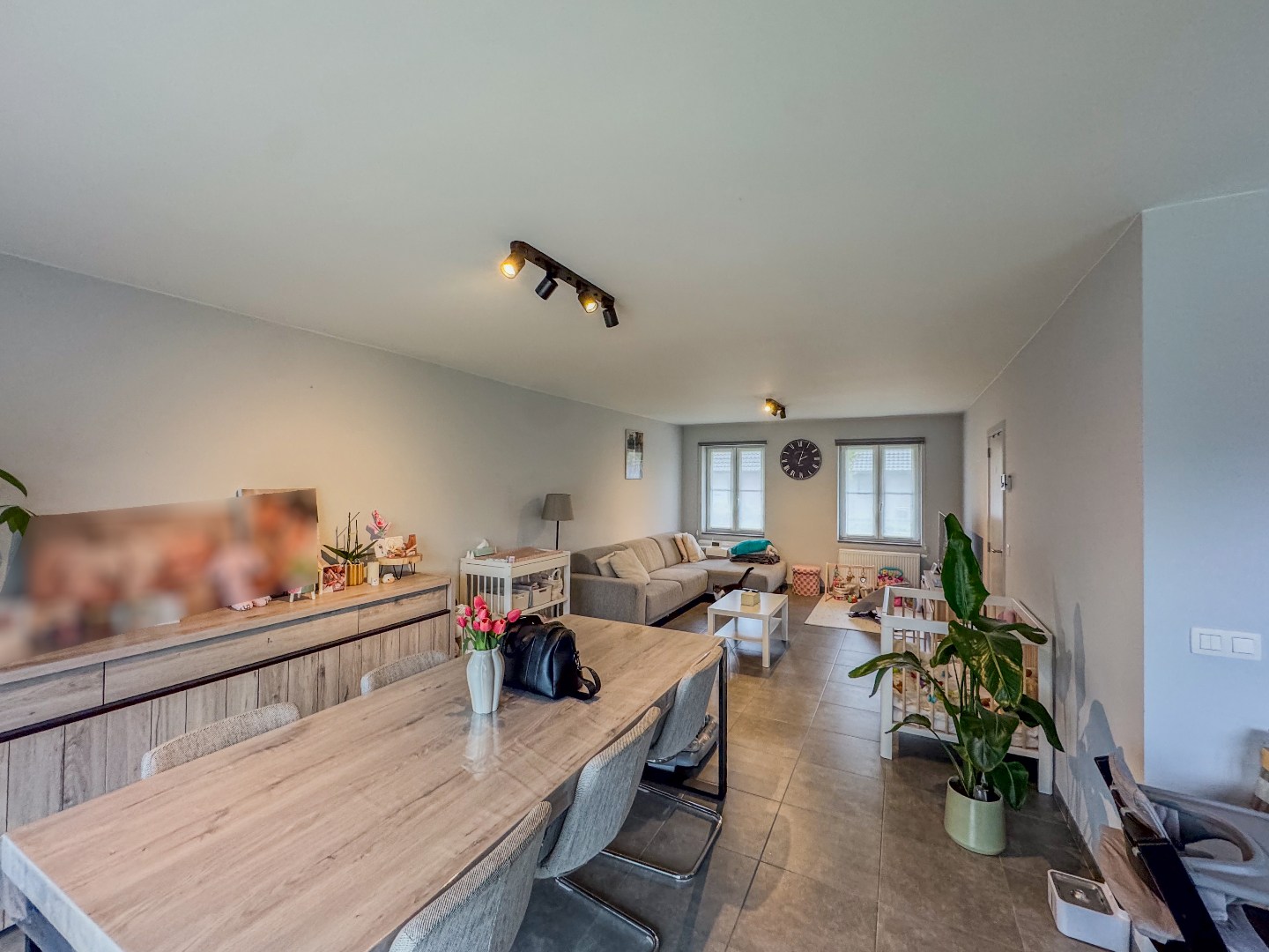 Recente en energiezuinige woning met 3 slaapkamers en tuin. - foto 5
