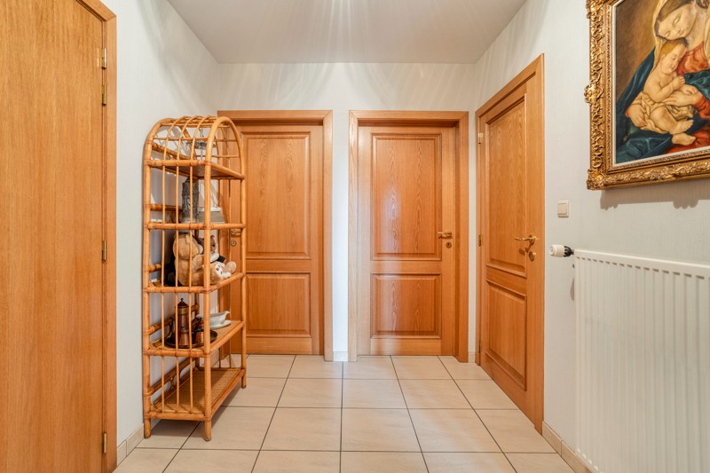 🏡 Ruim en lichtrijk appartement met 2 slaapkamers, terras in hartje Wakken! ☀️ - foto 4