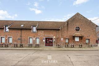 Commercial à louer à Heers