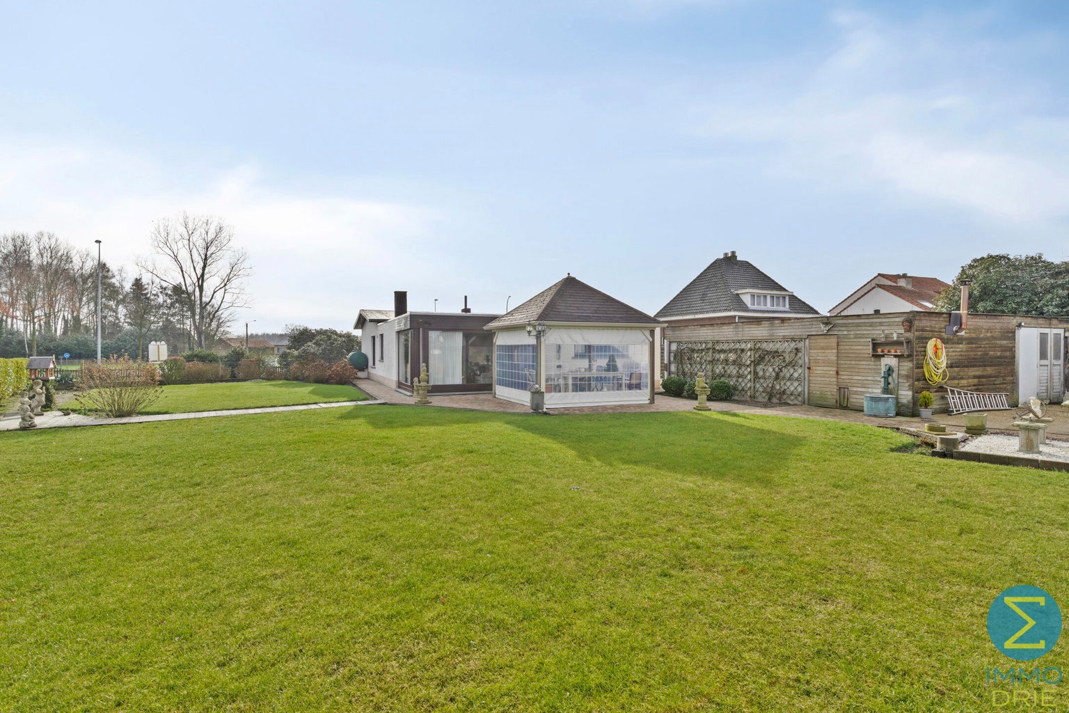 Gelijkvloerse woning op ruim perceel, vlak bij snelweg (E34) - foto 5