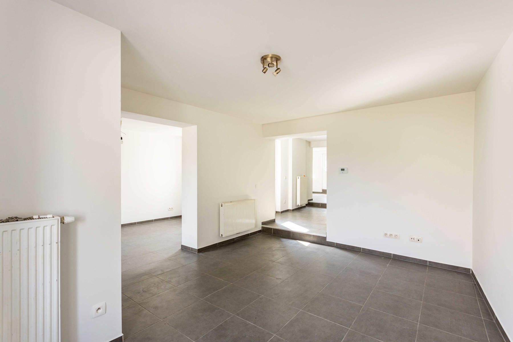 Instapklare woning met 3 slaapkamers en zuidgerichte tuin - foto 3