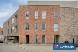 Welkom in dit instapklaar en modern appartement, gelegen in een recent gebouw nabij het centrum van Tongeren.Dankzij de gunstige ligging bevindt u...