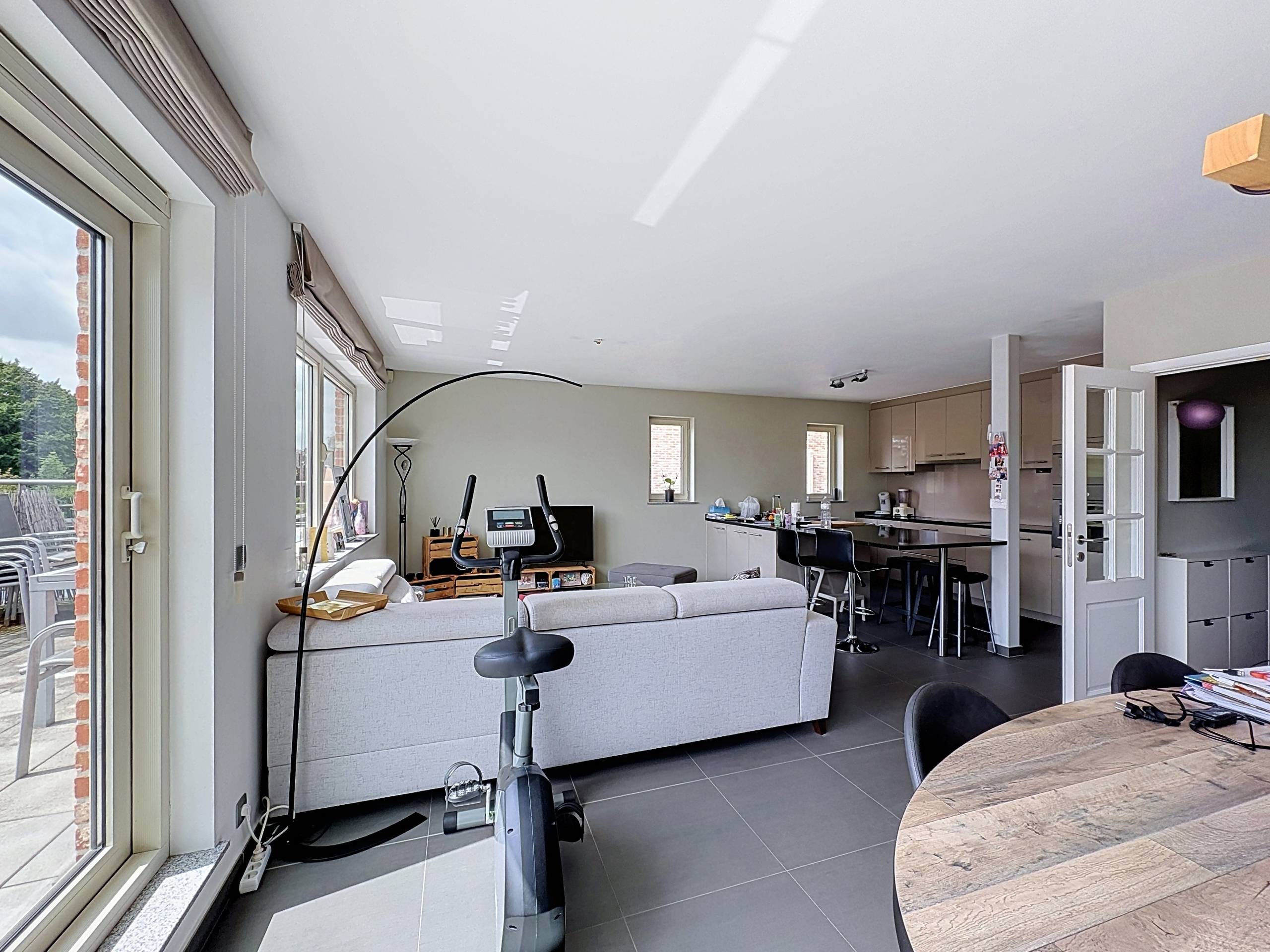 Ruim appartement met 4 slaapkamers in Grimbergen - foto 5