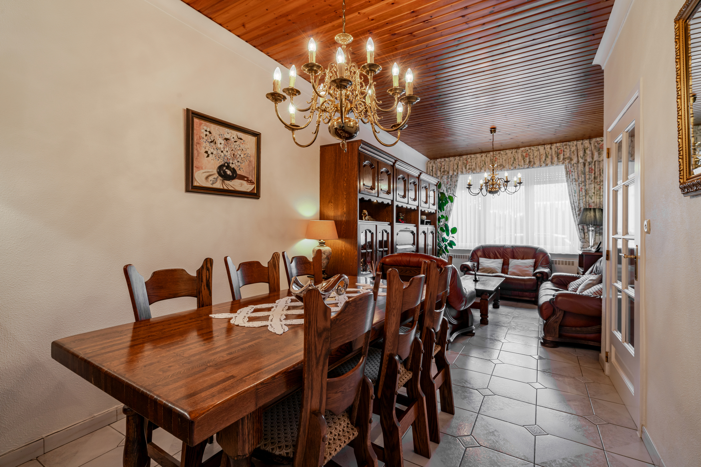 Gezinswoning met buitenkoer in centrum Vilvoorde - foto 5