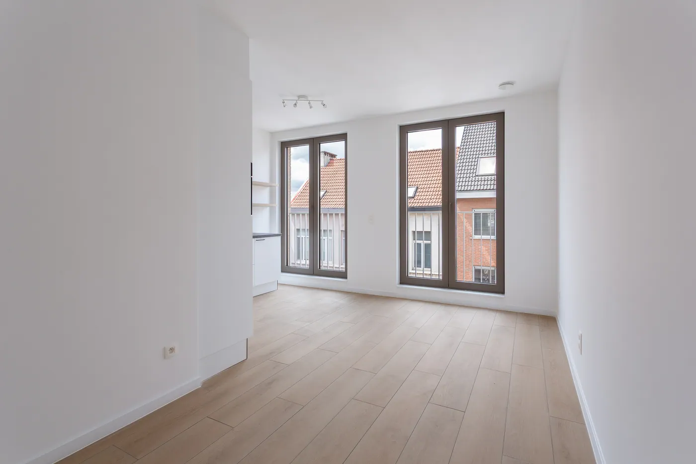 Modern nieuwbouwappartement met terras aan Den Dam - foto 2