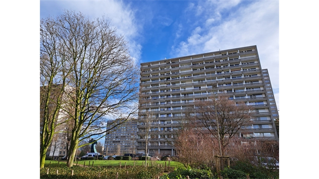 Een gunstig gelegen appartement met lift en met zicht op de skyline van Antwerpen - foto 1