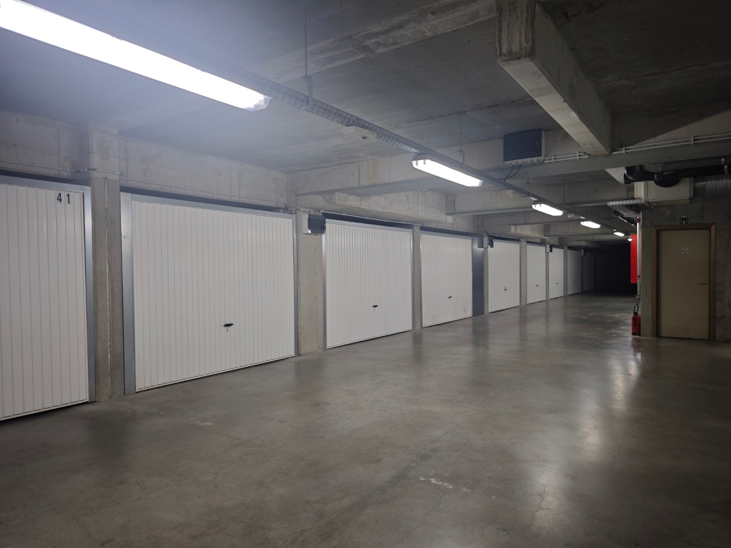 Ondergrondse garagebox nabij haven en vakantiedomein - foto 4