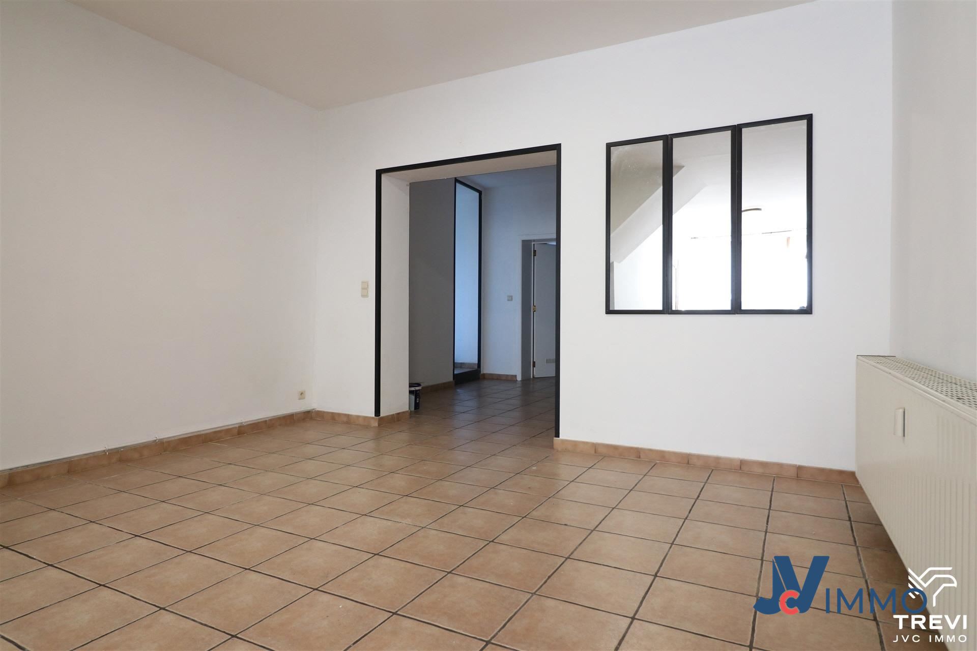 Appartement te huur in Hoei met 1 slaapkamer - foto 3