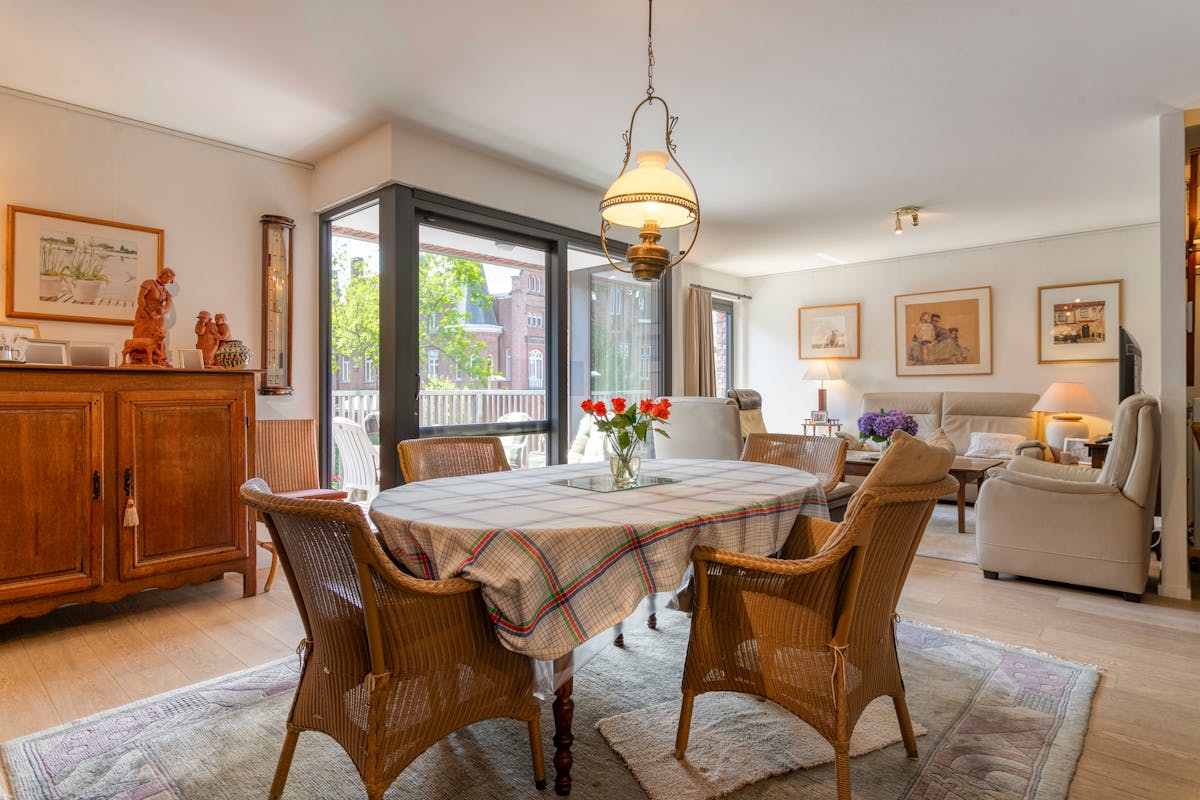 Ruim 2 slaapkamer appartement te koop centrum Heule - foto 4