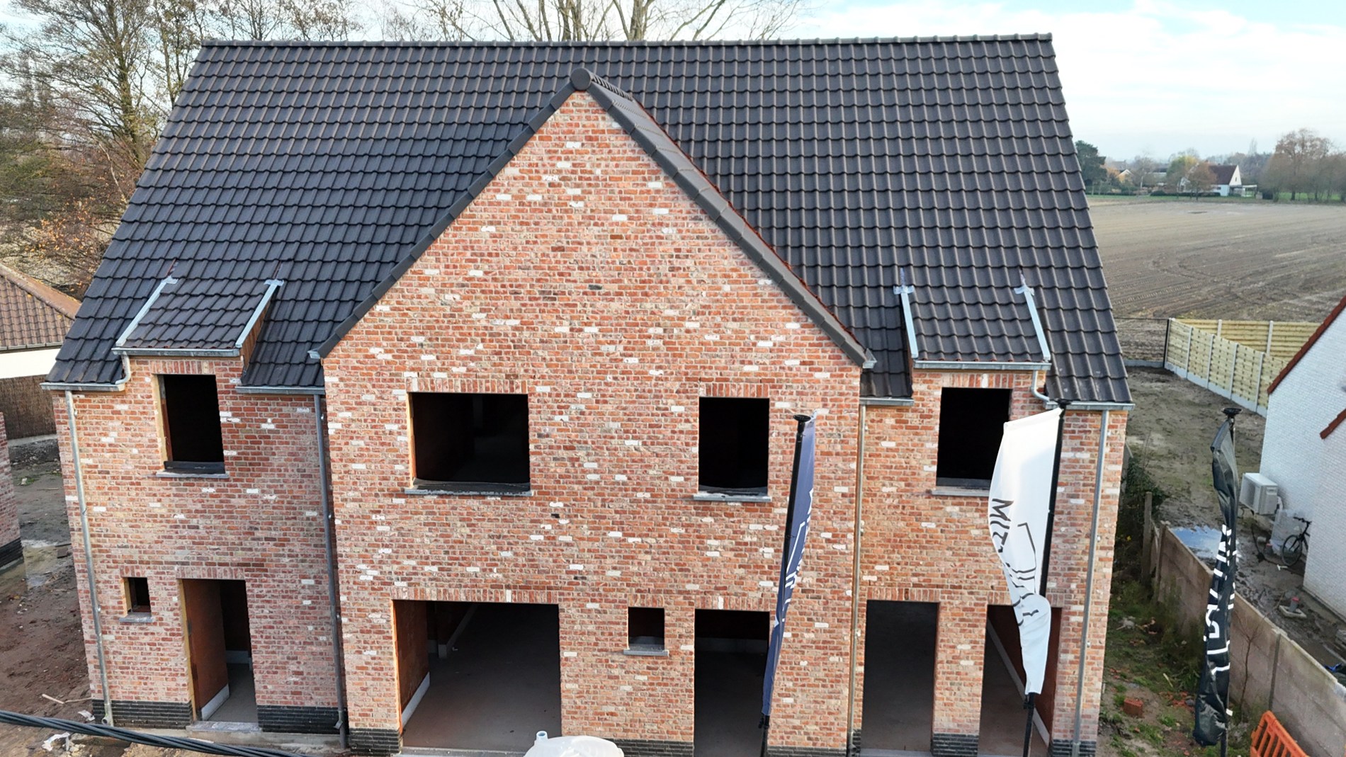 Nieuwbouwwoning met 4 slaapkamers en tuin te Koekelare - foto 3