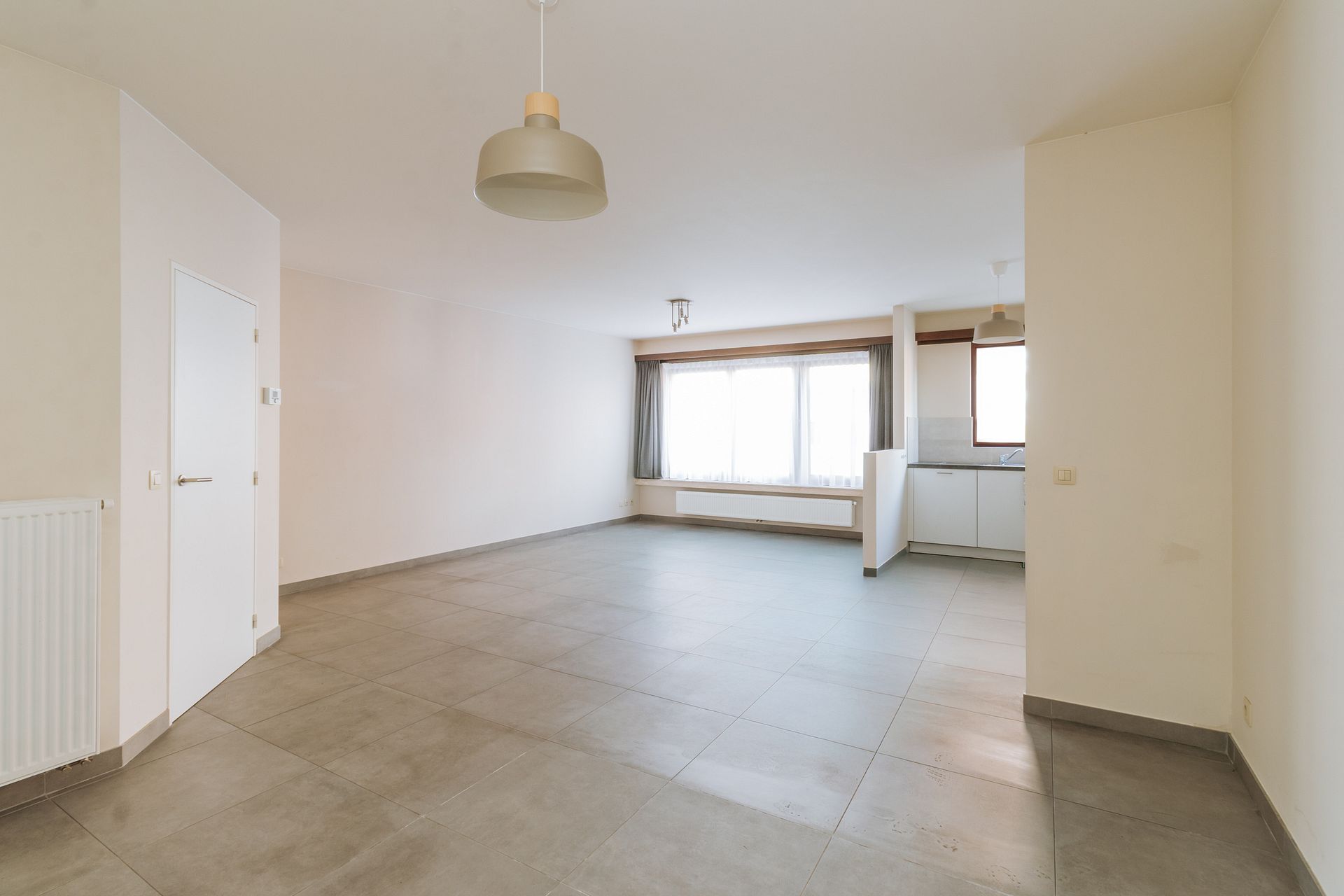 Twee slaapkamer appartement met terras en autostaanplaats - foto 2