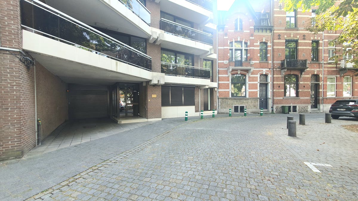 FOR RENT: parking space near the center of Hasselt - photo 2