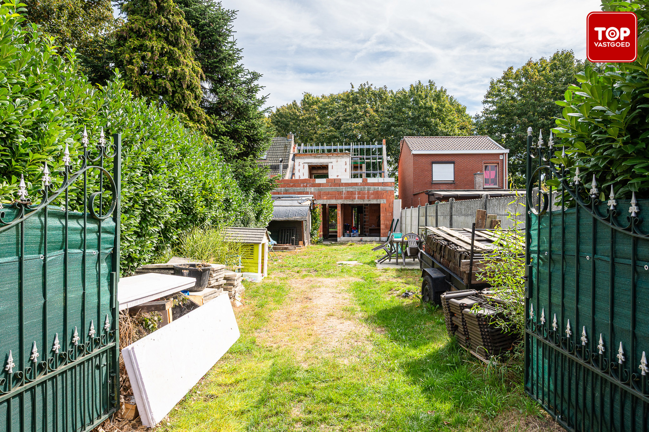 een beloftevolle woning in opbouw, volledig naar eigen smaak af te werken - foto 1
