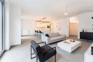 Dernier appartement à vendre 6% de TVA possible !Découvrez ce dernier appartement disponible dans la Residentie Albatros, idéalement située au coin...