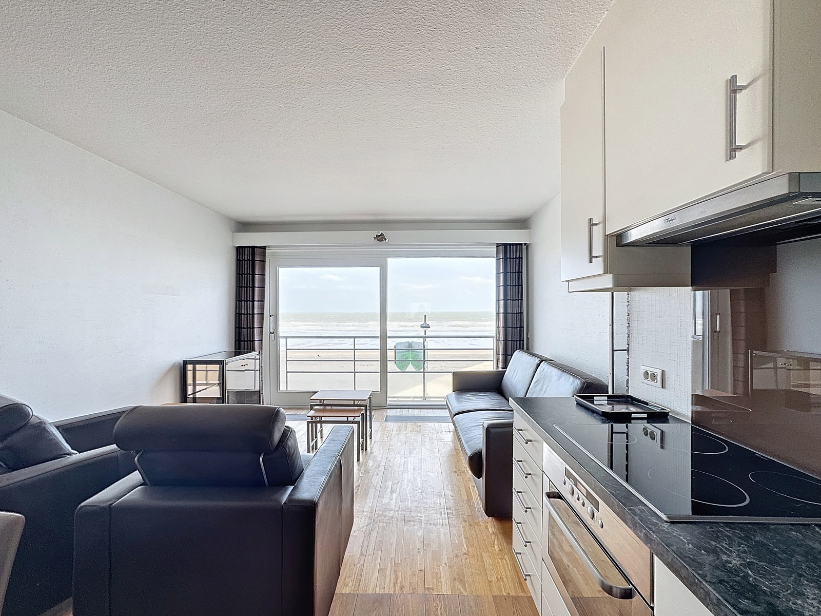 Gemeubelde studio te huur met zicht op zee in Middelkerke - foto 5