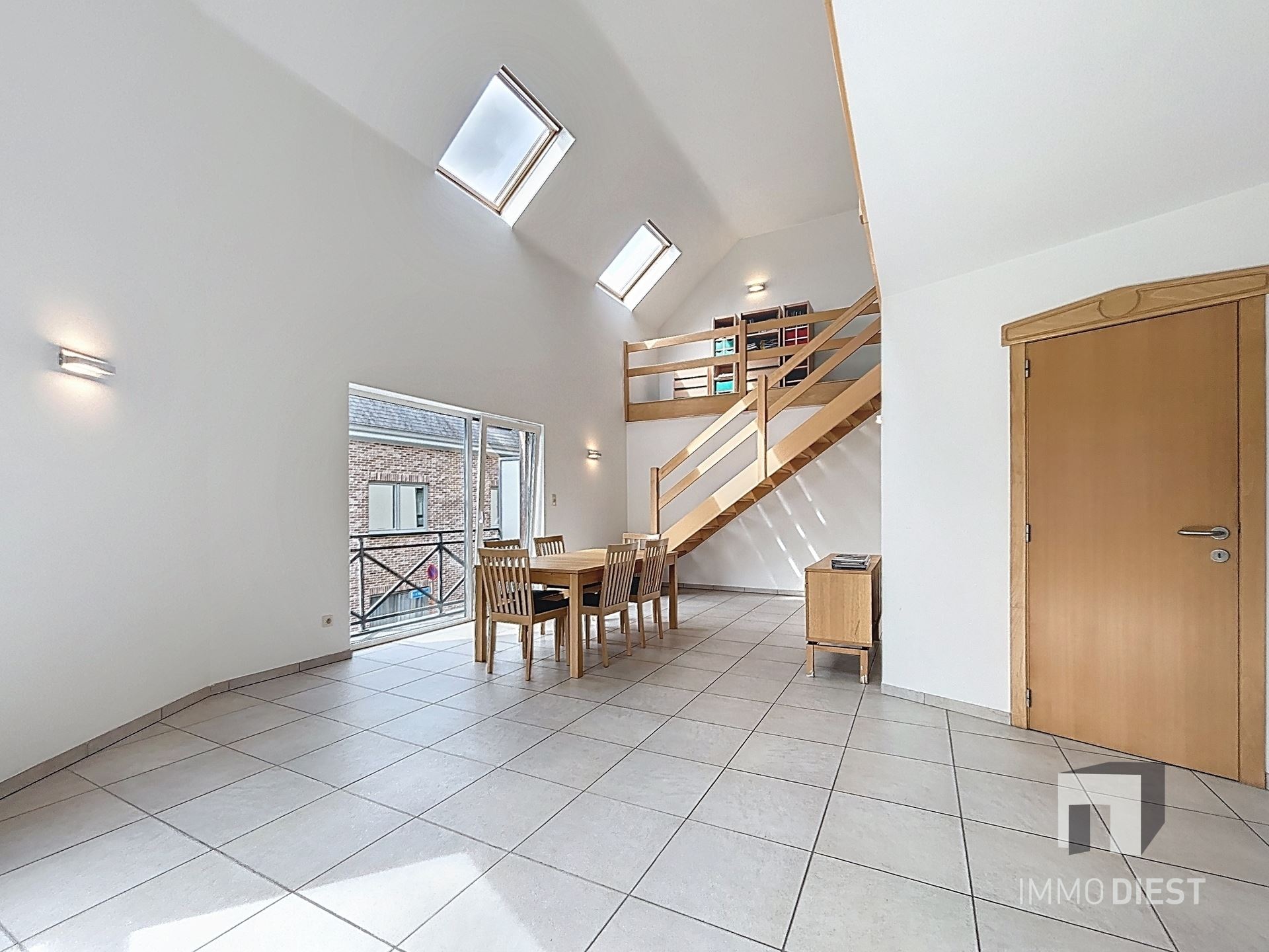 Knap duplexappartement badend in licht op gunstige ligging in Zichem. - foto 5