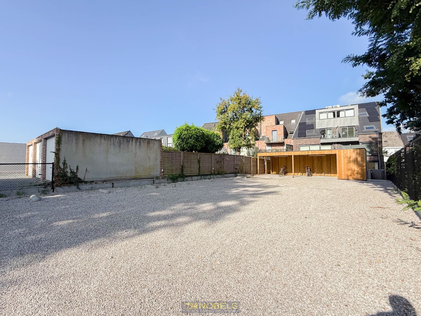 Te koop, autostaanplaatsen op centrale ligging te Merelbeke - photo 1