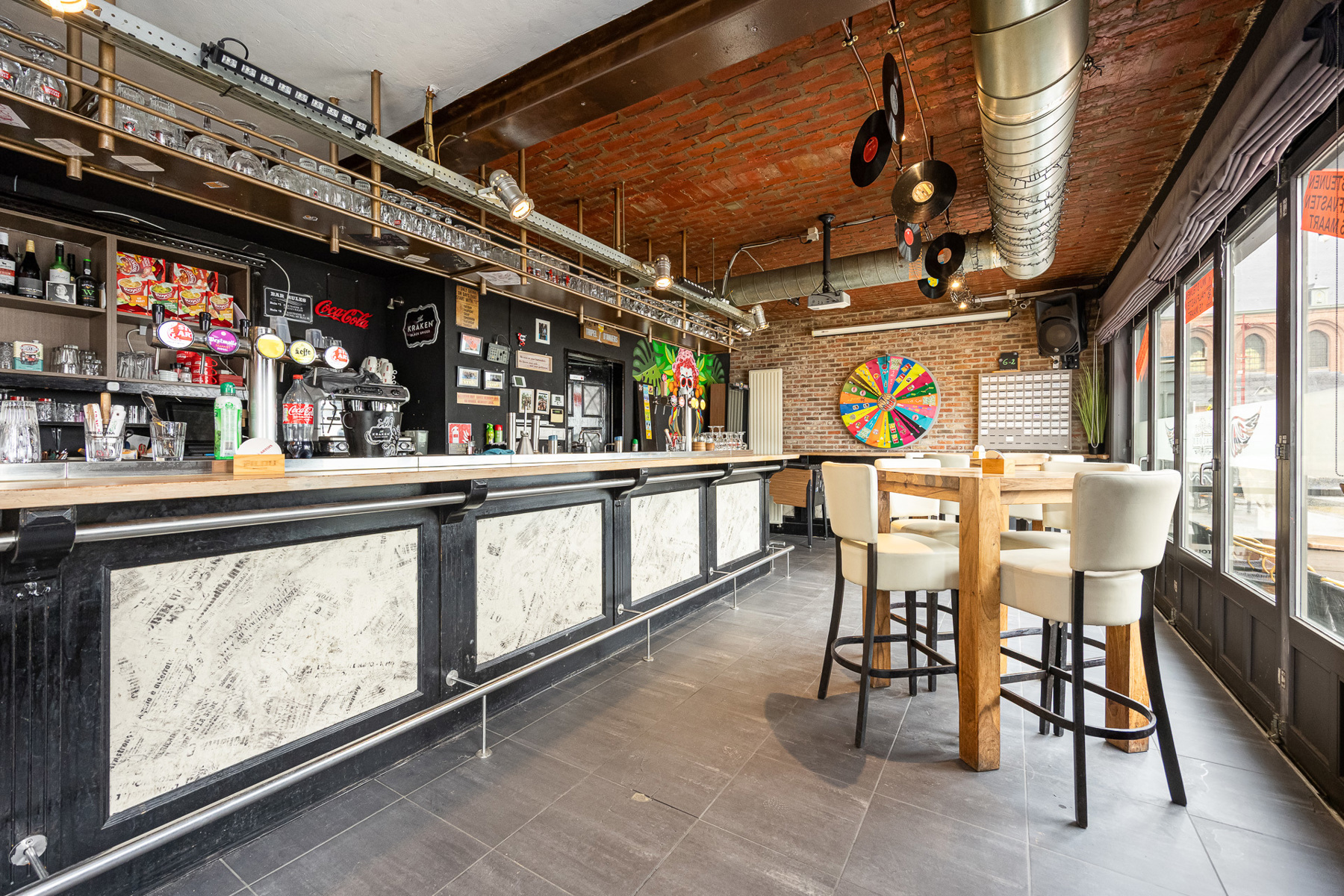 Café Saloed – Instapklaar horecapand met groot terras en ruime bovenverdiepingen - foto 4