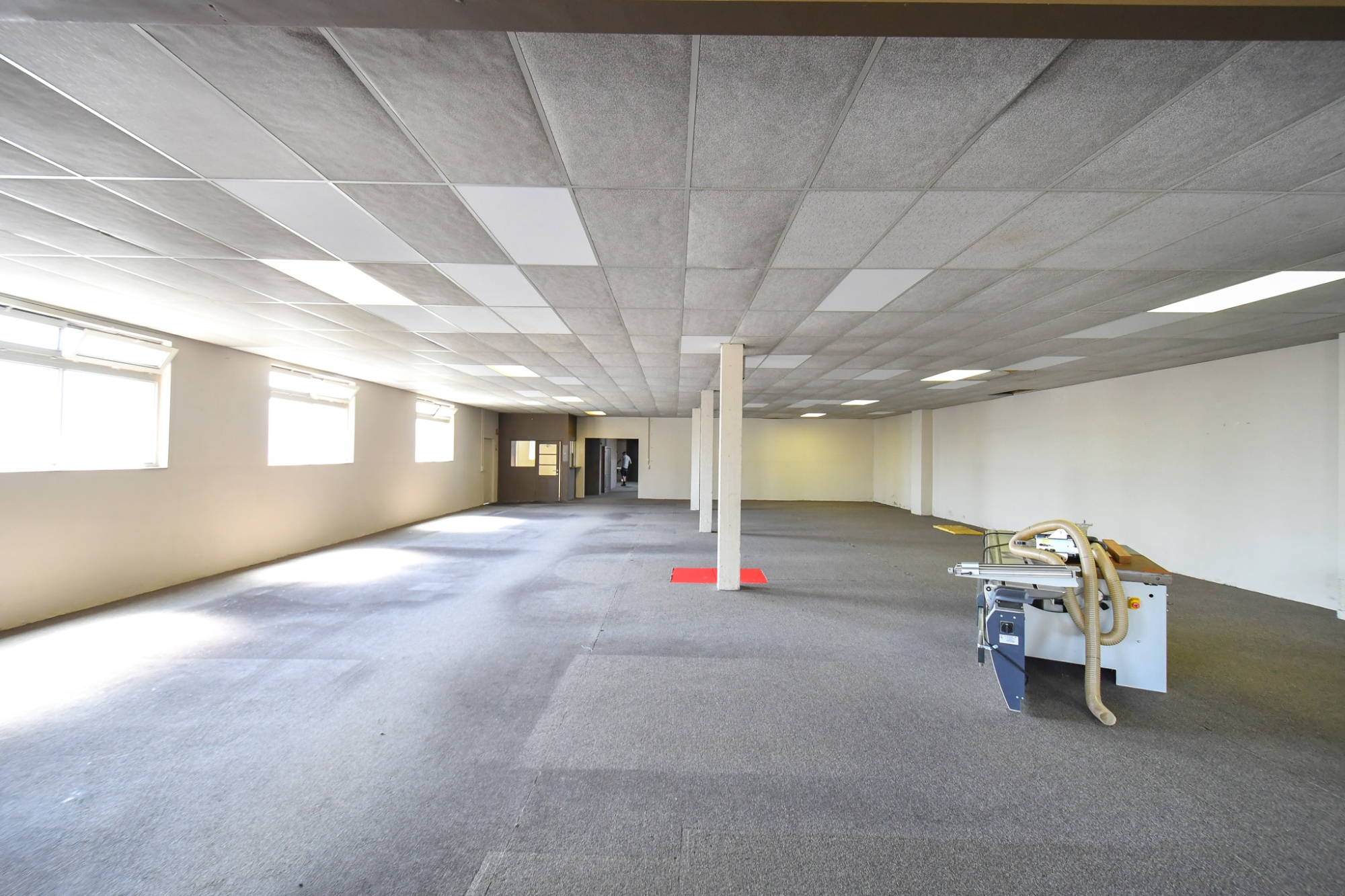 Commercial à louer à Knesselare - photo 4