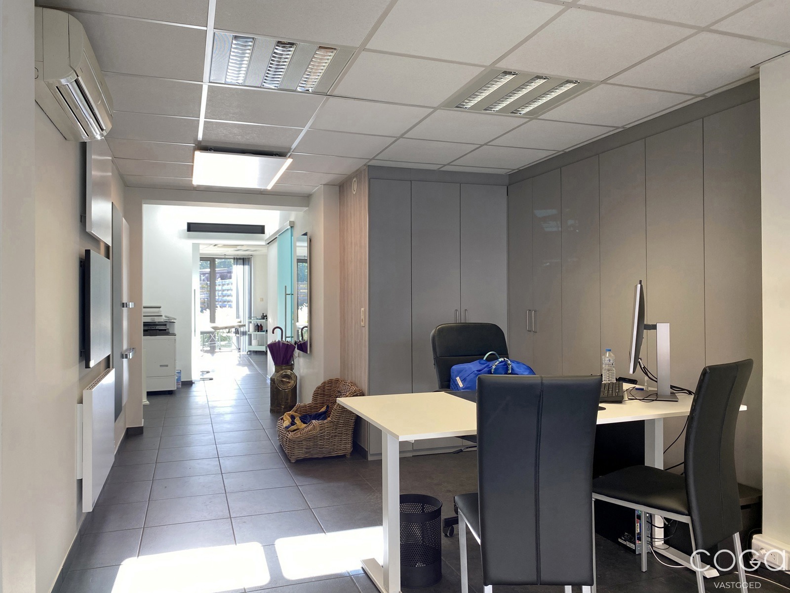 Commercieel handelshuis met woonst in hartje Oostmalle! - foto 4