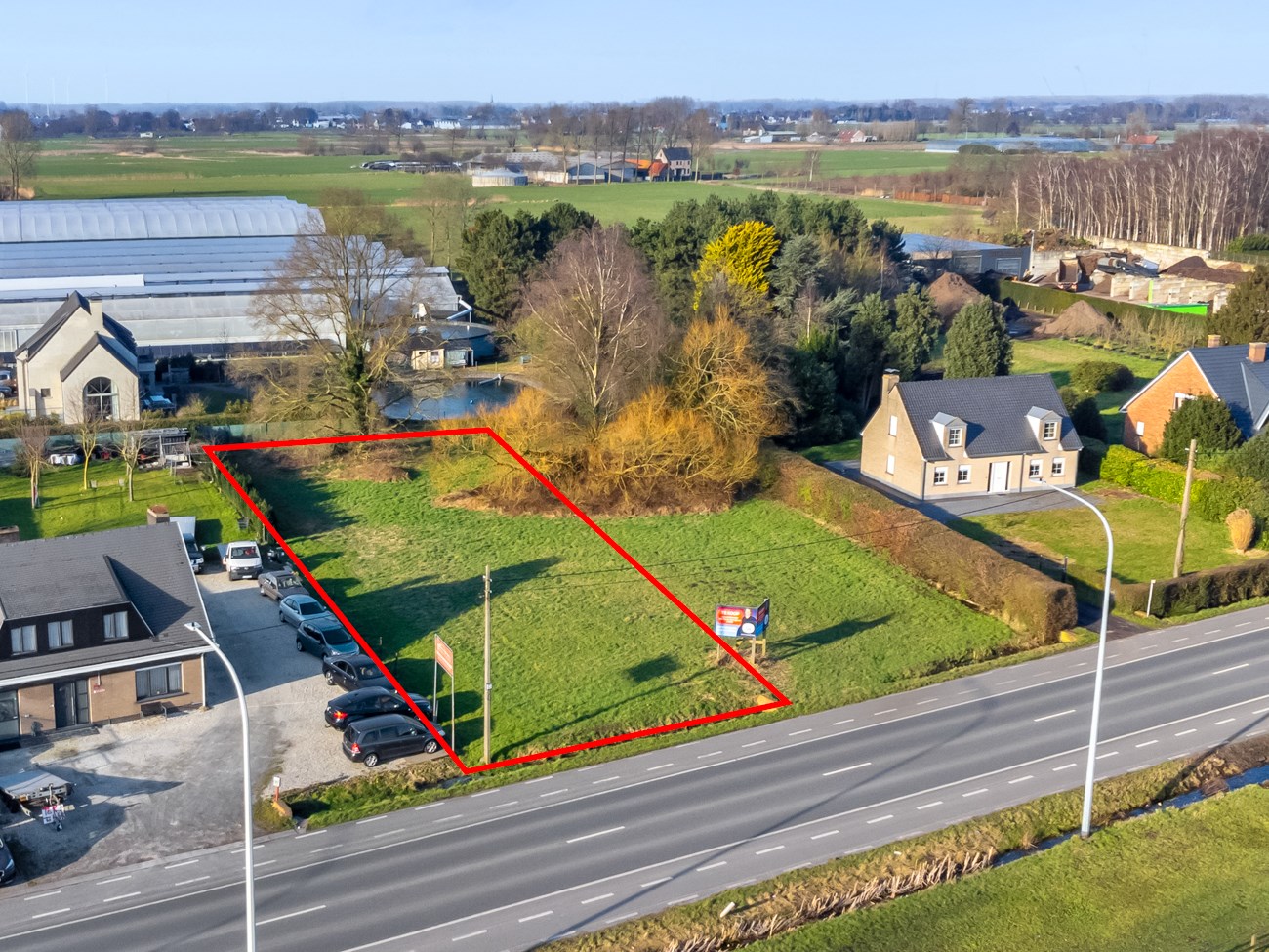 TOP commerciële bouwgrond bij het binnenkomen van Lochristi - foto 1