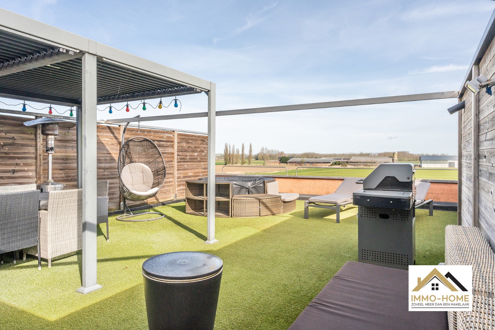 Ruime woning met prachtig uitzicht - foto 3