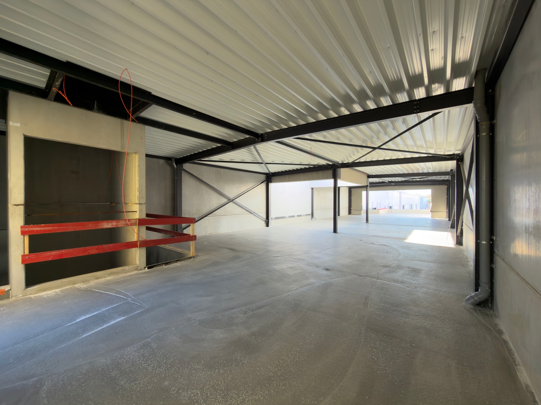 Nieuwbouw afgewerkt kantoor 200m² en magazijn 255m² in Deinze - foto 2