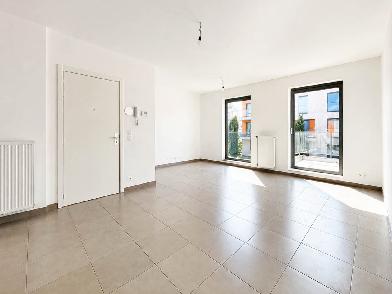 Te koop, lichtrijk appartement met ruim terras en 2 ondergrondse autotaanplaatsen aan de Leie - photo 5