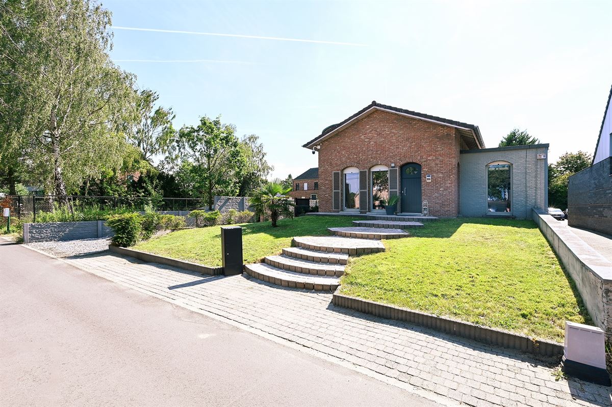Ruime, unieke gezinswoning (praktijk- of tweewoonst) - foto 5