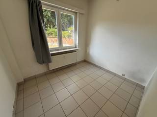 Dit gezellige appartement biedt alles wat je nodig hebt voor comfortabel wonen. Het beschikt over een volledig uitgeruste keuken, ideaal voor...