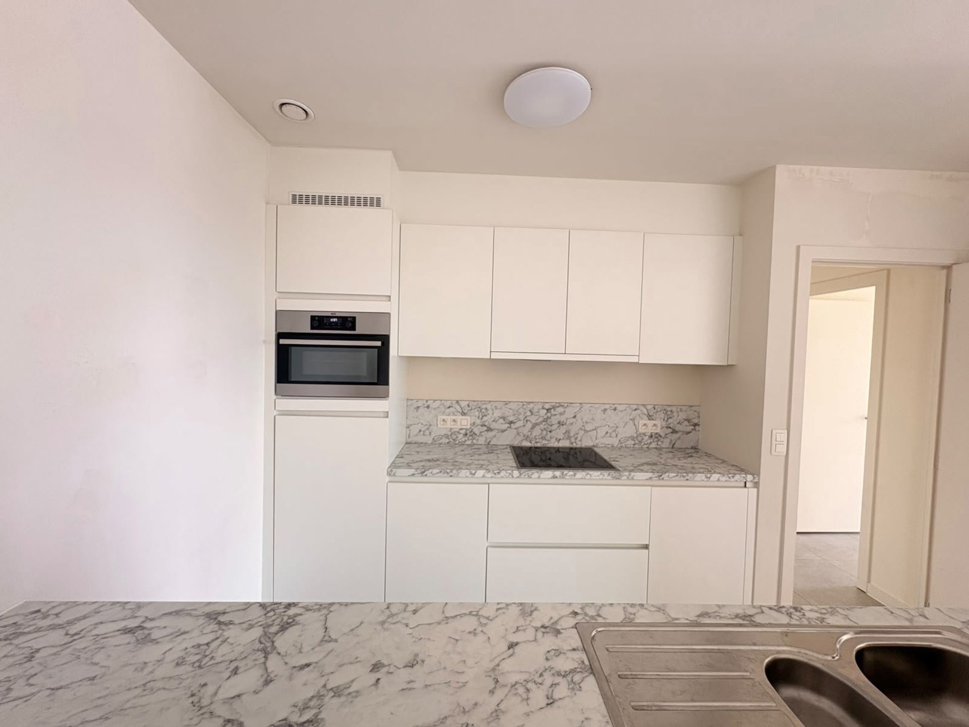 Prachtig 1SLPK appartement met bureau/opslagruimte en terras - foto 4