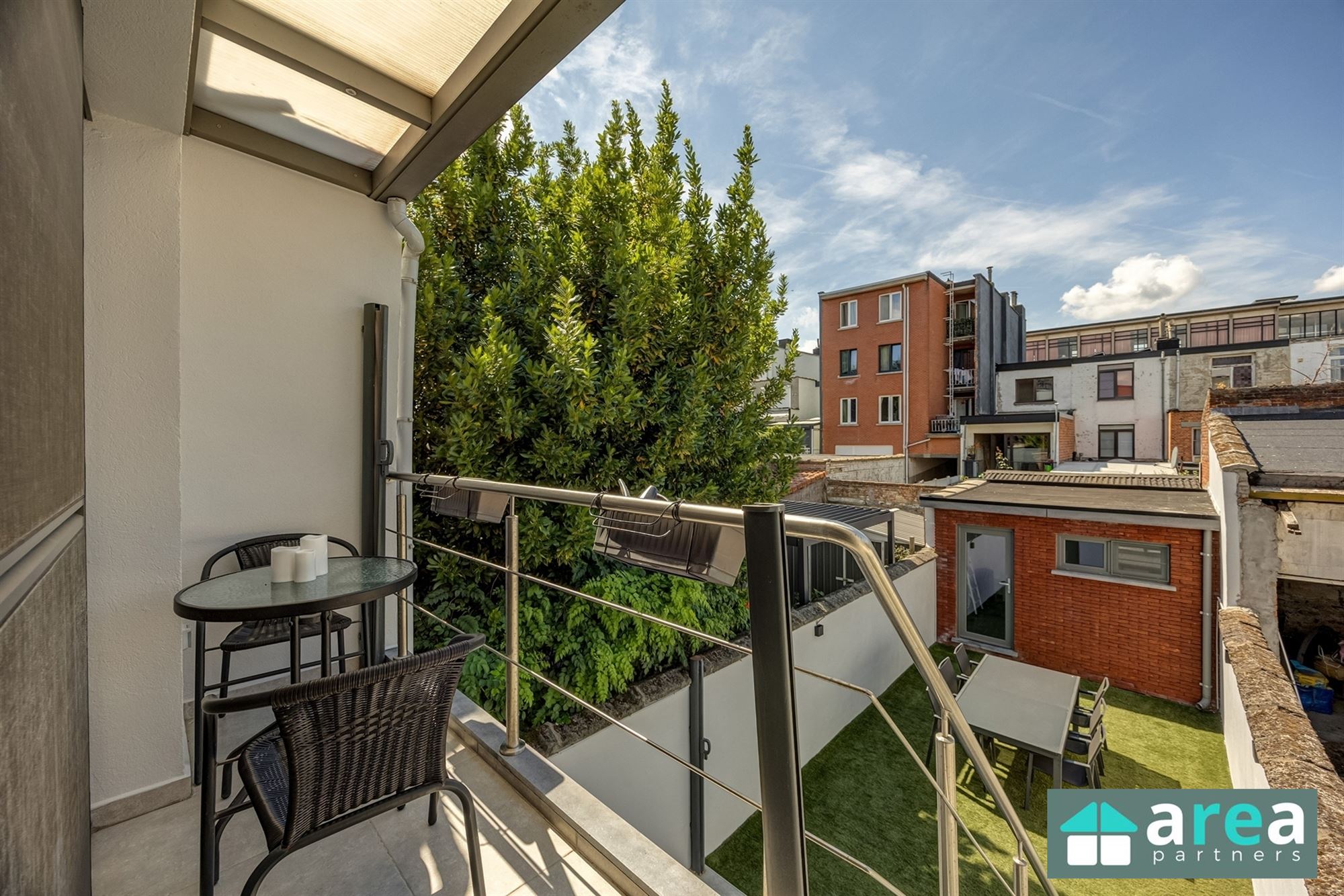 Energiezuinige (A) gerenoveerde woning met tuin! - foto 4