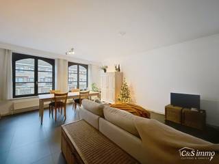 2 Slaapkamer appartement met terras (ca. 20m²) op de eerste verdieping in het centrum van St Job In't Goor. Lichtrijke woonkamer (ca. 44m²)...