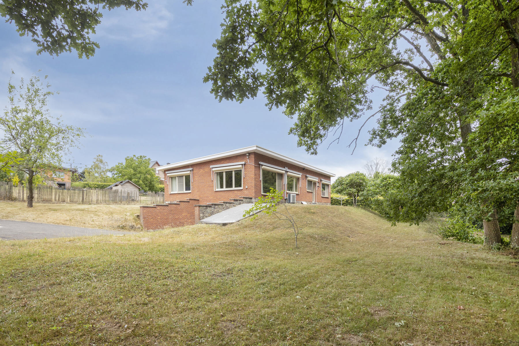 Instapklare bungalow op 15a in Hoog Linden. - foto 1