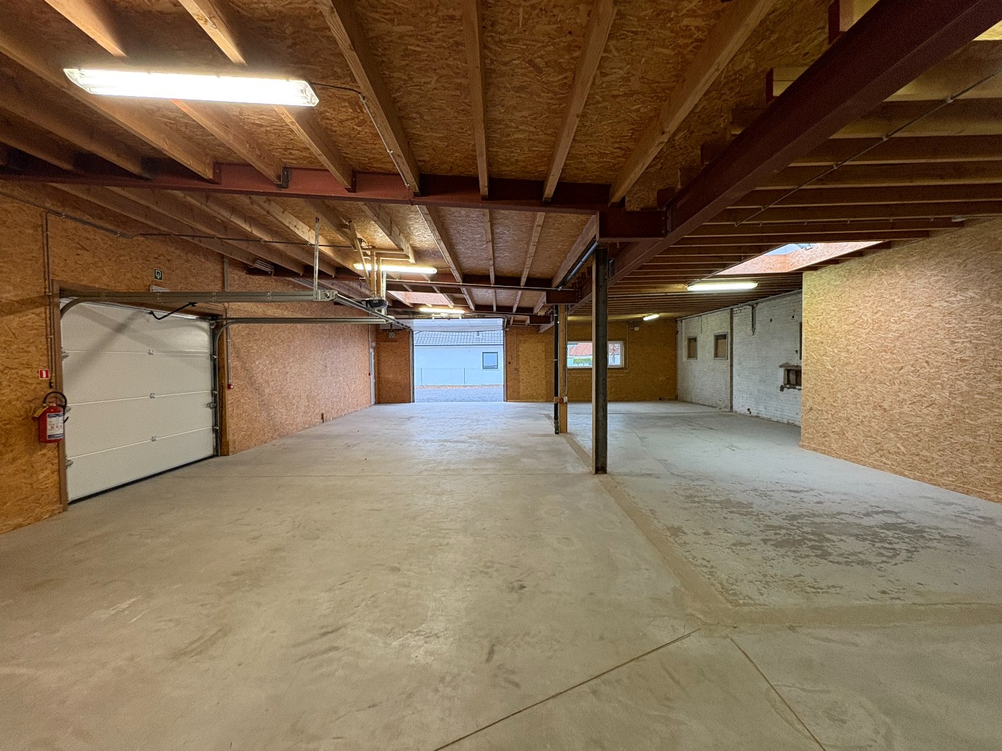 Commercial for rent in Machelen - photo 3