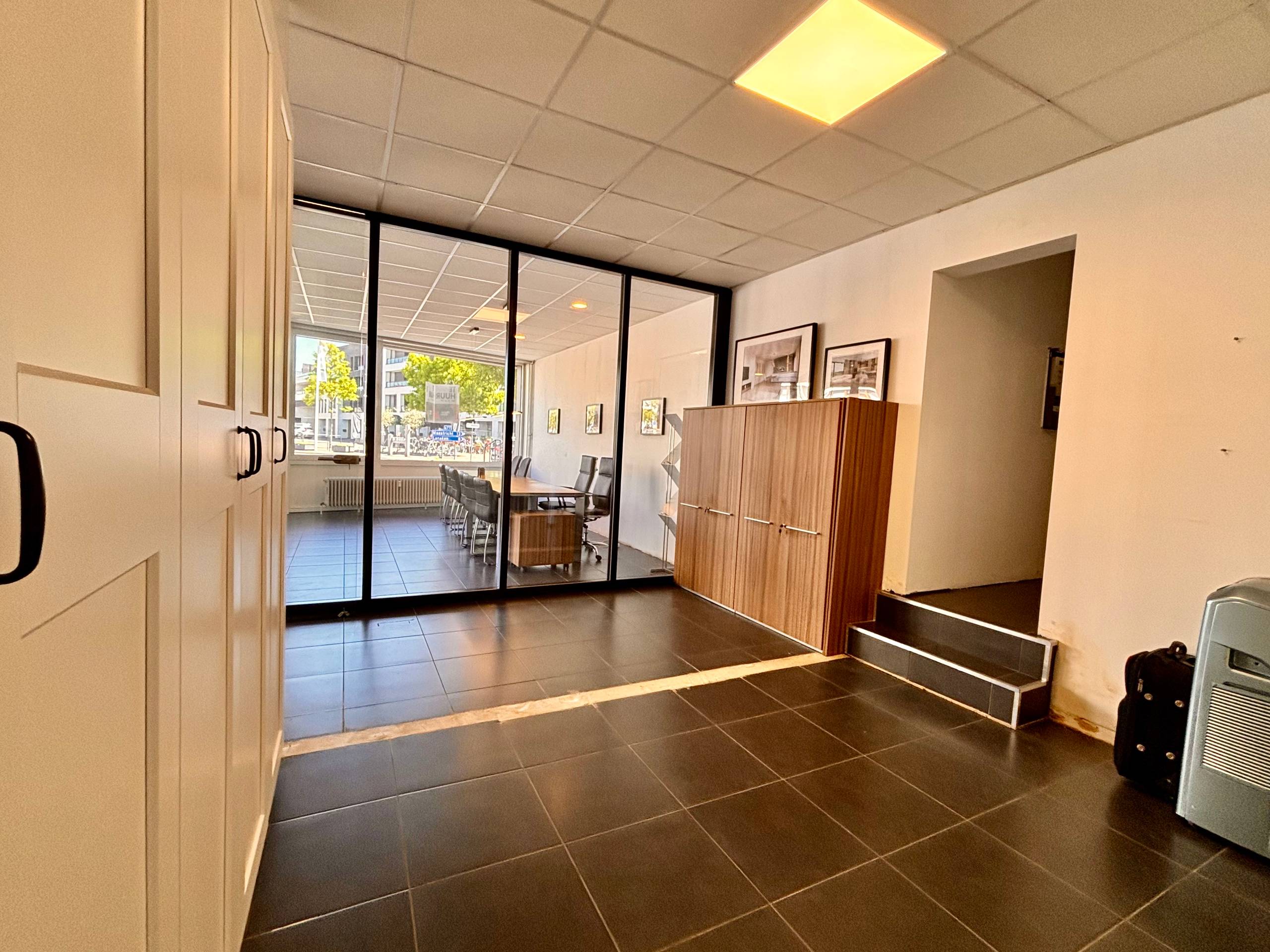 Commercial for rent in Zutendaal - photo 4