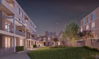 'Buitenhof' staat voor gezellig en centraal wonen te midden van een groene leefomgeving, pal in het centrum Van Machelen. <br /> <br />Dit ‘hof’ omvat 4 woningen en 29 appartementen, die stuk voor stuk hoogwaardig zijn afgewerkt en waar je zelf de keuzes nog kan maken. De woonunits liggen rondom een gezellige binnentuin. Met aan de ene kant een zeer rustige weg en aan de andere kant een aantrekkelijk centraal plein met veel groen. Hier kom je als bewoner zeker tot rust. Pendelen naar het werk, de kinderen brengen naar de crèche, een snelle boodschap doen, even sporten of een koffie drinken in een taverne? Dankzij de heerlijk goede ligging doe je dat in geen tijd.  <br /><br />Kwalitatief wonen ten top dus!  <br />Meer weten? Contacteer ons en kom snel een kijkje nemen in het kijkappartement. <br /><br />Wil je snel verhuizen? Informeer dan zeker naar de reeds afgewerkte appartementen in 'De Notaristuin' even verderop. Er zijn er nog slechts enkele beschikbaar.<br /><br /> 