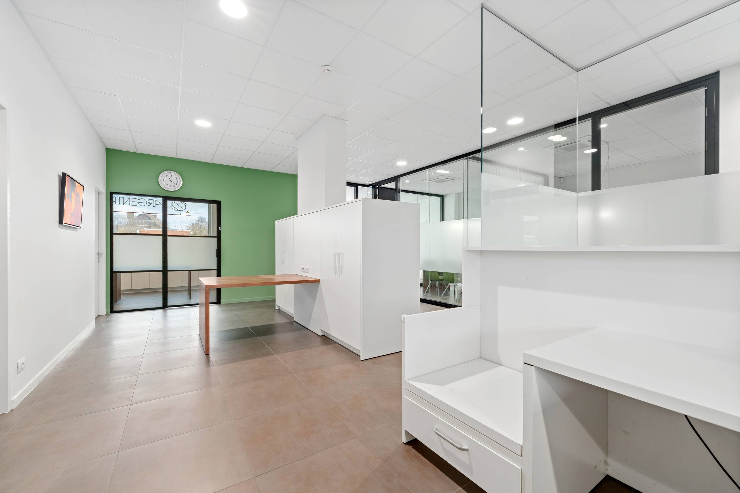 Handelsruimte met uitstekende ligging te huur in Vichte - foto 4