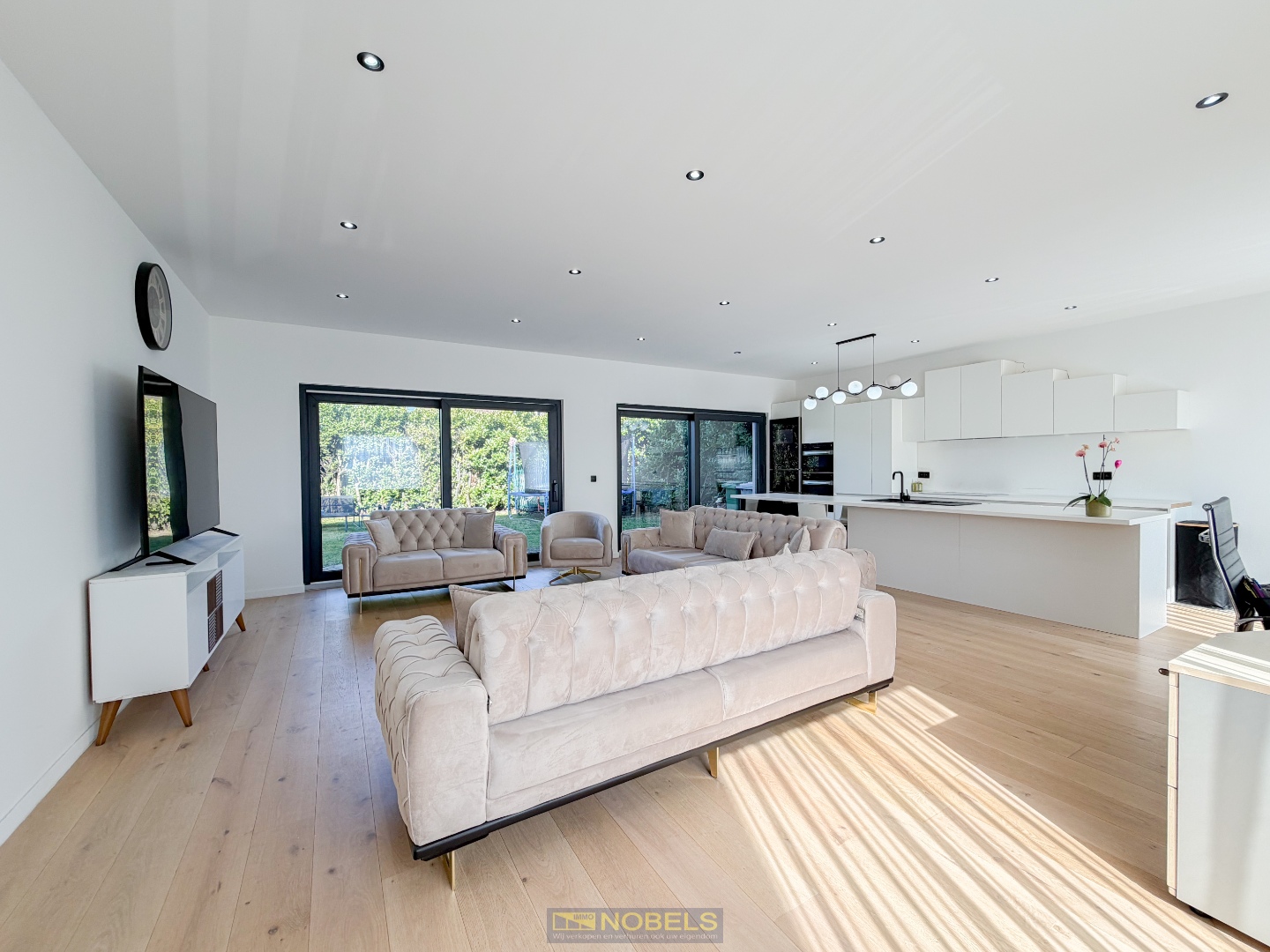 Te koop, Energiezuinige gezinswoning met 5 slaapkamers op centrale ligging te Oosterzele! - photo 5