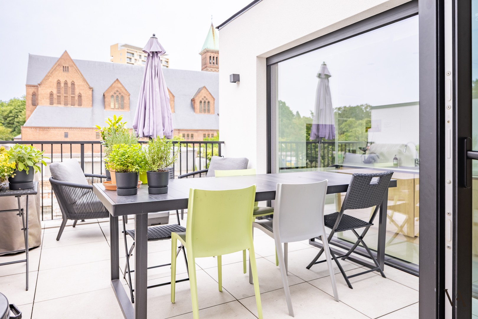 Exclusief triplexappartement met 4 slaapkamers in gerenoveerde herenwoning - foto 5