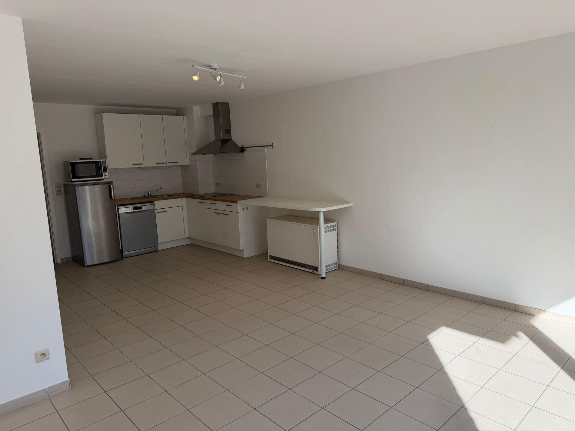 Gelijkvloersappartement met 1 slaapkamer en tuin - foto 4