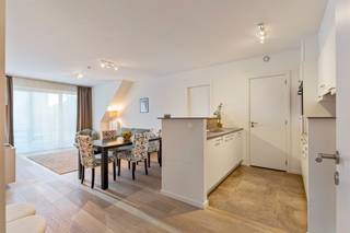 EVERE: Stijlvol en lichtrijk 2-slaapkamer appartement, gelegen in de onmiddellijke omgeving van NATO en de Europese commissie. Dit appartement...