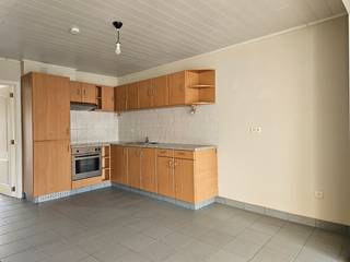 BEZOEK AANVRAGEN ENKEL MOGELIJK VIA VOLGENDE LINK: https://verlinden.mijnhuurprofiel.be/property/3ec4ca85-6e82-4456-bdde-b878c8fc744dDit ruime...