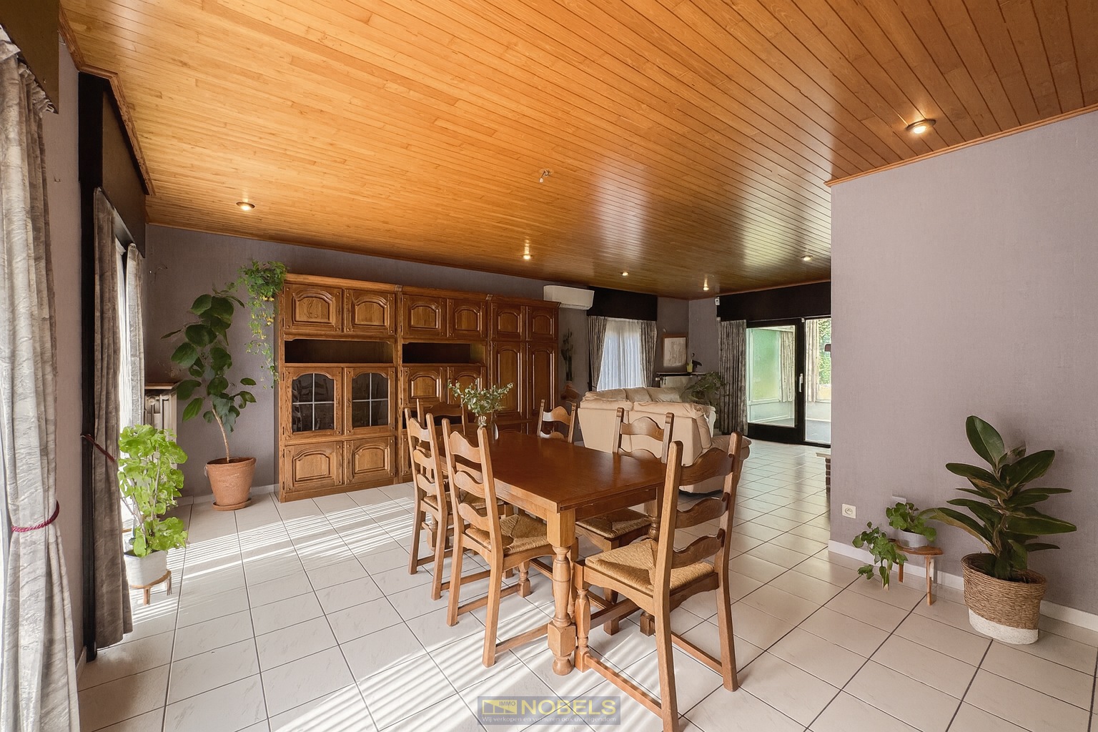 Te koop, verrassend ruime woning met tuin en dubbele garage te Oudenaarde - photo 4